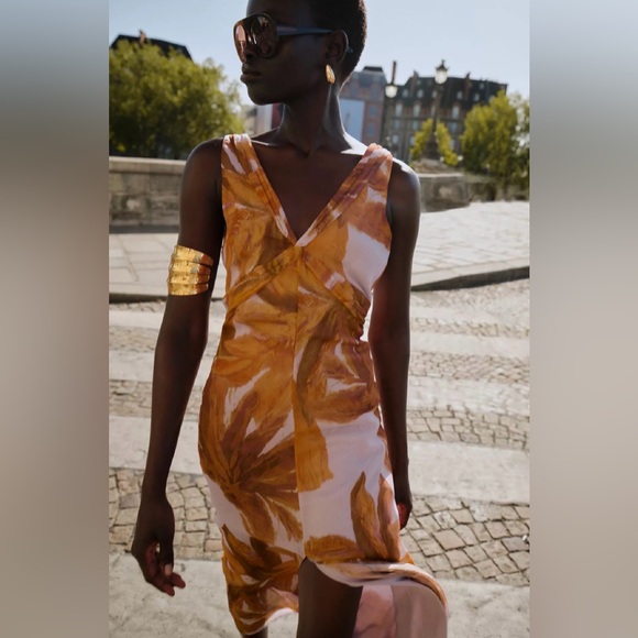 ZARA Printed Midi Dress - Picture 2 of 10